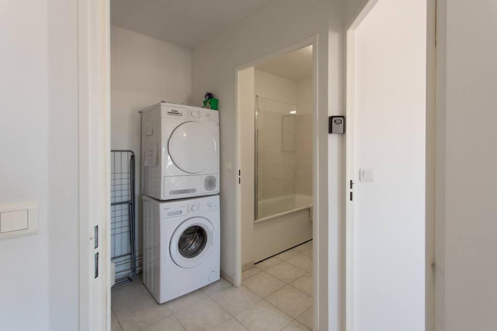 L41 Suite Paladium 8Pax 4Rooms Balcony Wifi Ac นีซ ภายนอก รูปภาพ