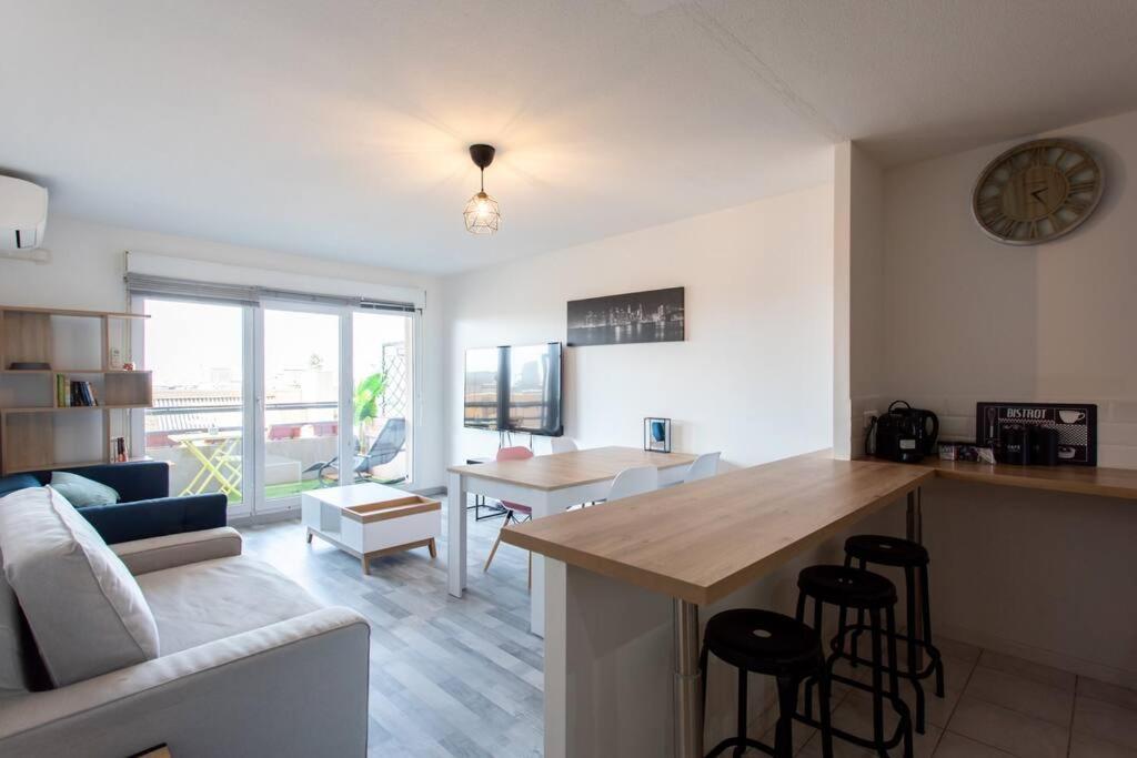 L41 Suite Paladium 8Pax 4Rooms Balcony Wifi Ac นีซ ภายนอก รูปภาพ